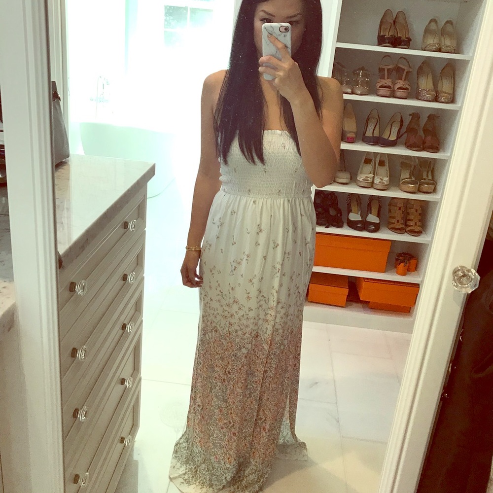 Floral ombré maxi pink & white strapless dress 👗